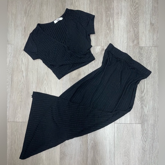 JULIA TWO PIECE SET
